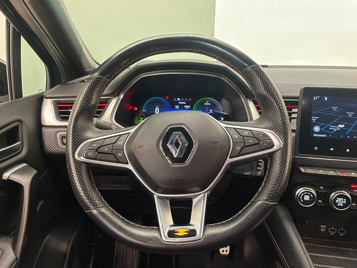 Renault Captur Full Hybrid E-Tech 145 CV RS Line (12)
