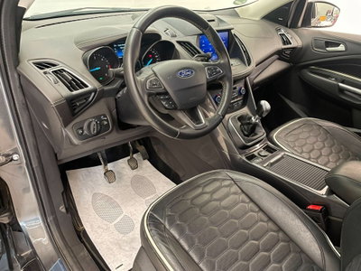 Ford Kuga 2.0 TDCI 150 CV S&S 2WD Vignale (9)