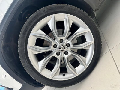 Skoda Karoq 2.0 TDI SCR 4x4 DSG Style (4)