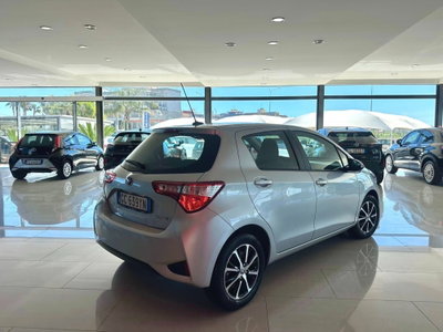 Toyota Yaris Cross 1.5h GR Sport Black Sky fwd 116cv e-cvt (3)