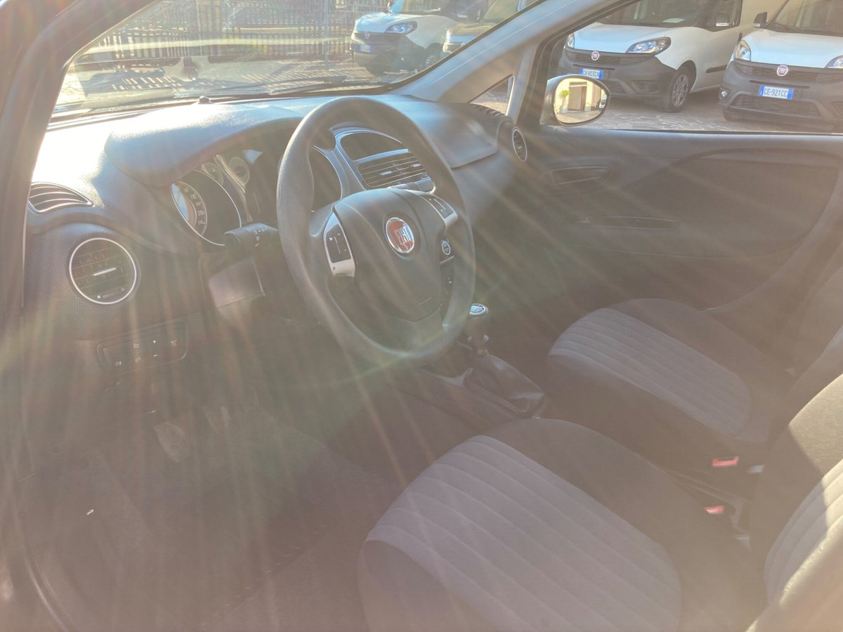 Fiat Punto 1.2 8V 5 porte Street (6)