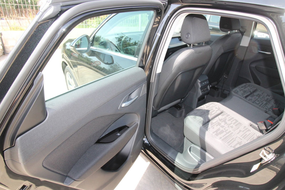 Audi Q3 Sportback 2.0 tdi Business 150cv s-tronic (17)