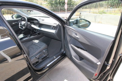 Audi Q3 Sportback 2.0 tdi Business 150cv s-tronic (19)