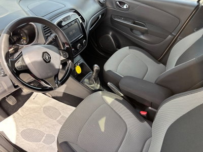 Renault Captur dCi 8V 90 CV Start&Stop Energy Iconic (14)