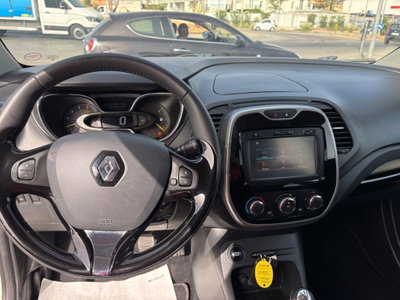 Renault Captur dCi 8V 90 CV Start&Stop Energy Iconic (16)
