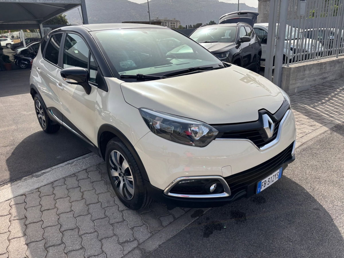 Renault Captur dCi 8V 90 CV Start&Stop Energy Iconic (3)