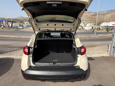 Renault Captur dCi 8V 90 CV Start&Stop Energy Iconic (8)