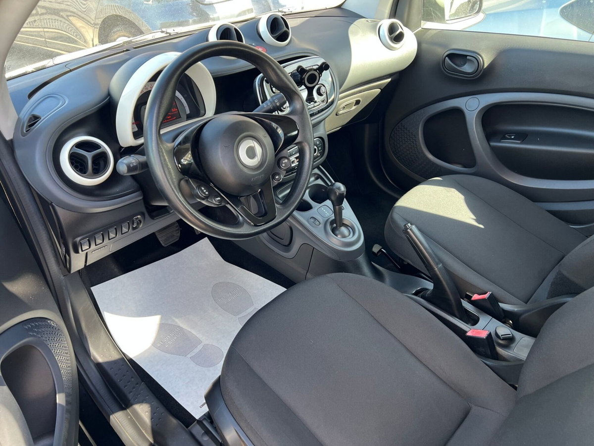 smart Fortwo 70 1.0 twinamic Youngster (8)