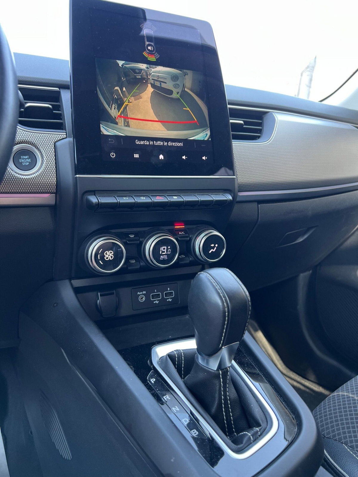 Renault Arkana Hybrid E-Tech 145 CV Techno (10)