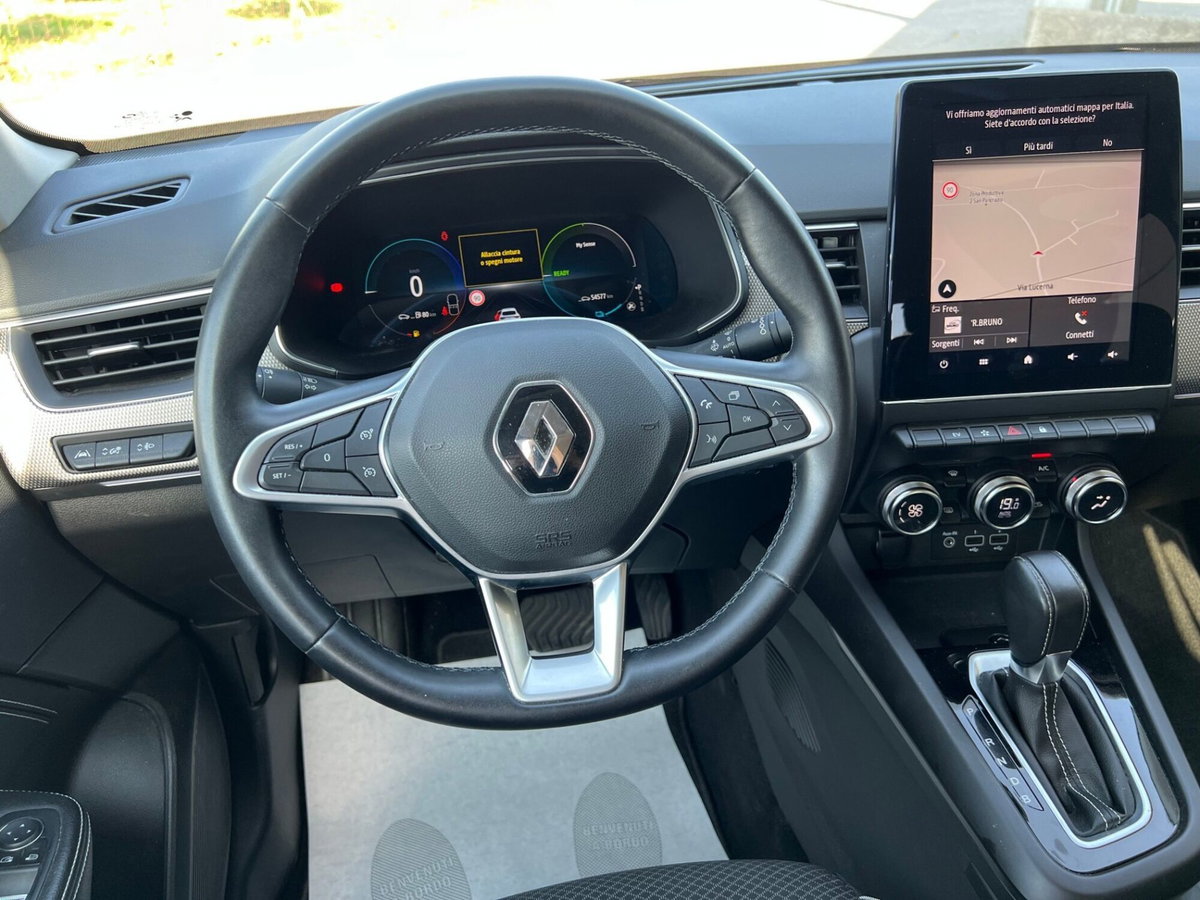 Renault Arkana Hybrid E-Tech 145 CV Techno (11)