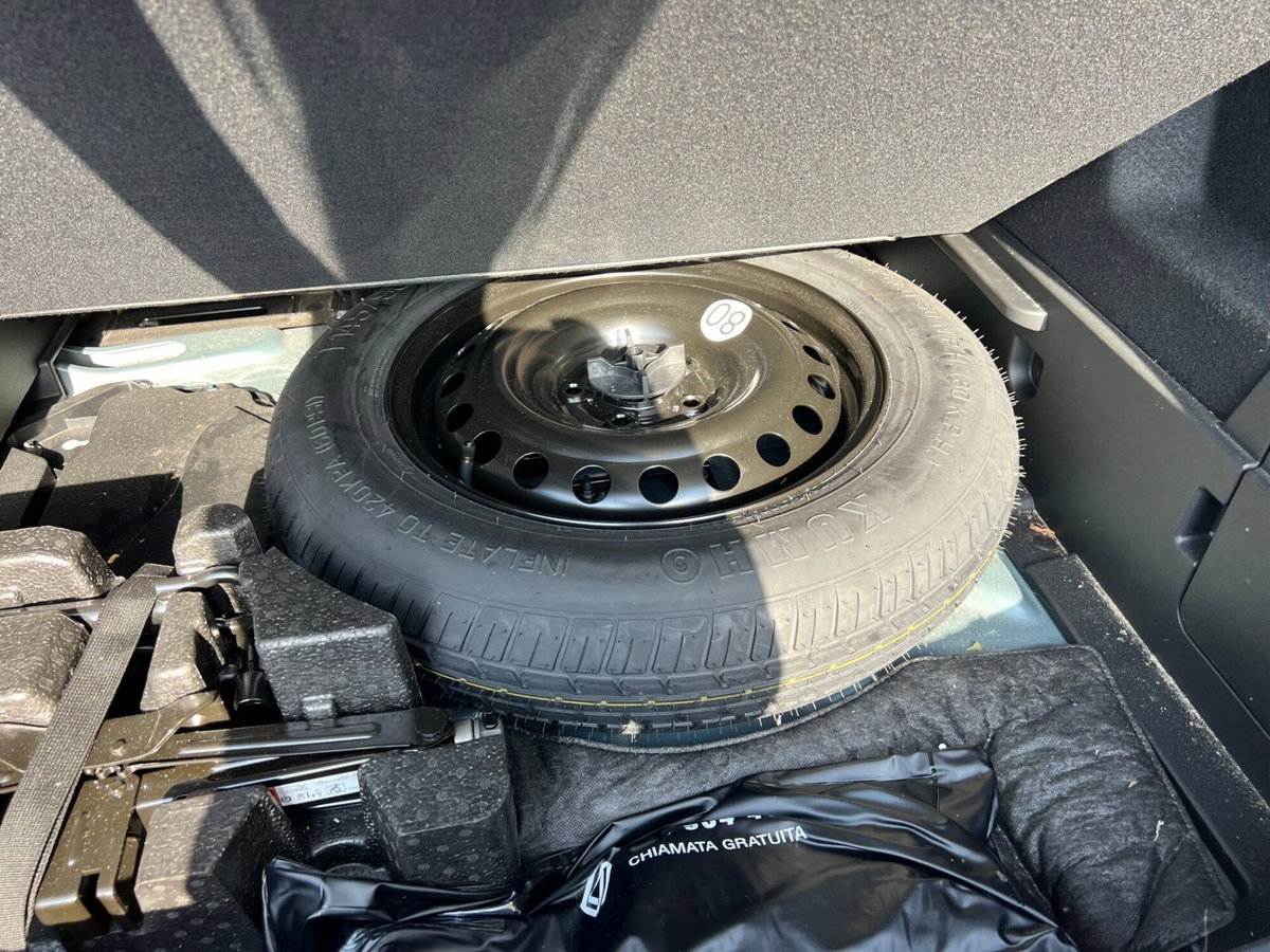Renault Arkana Hybrid E-Tech 145 CV Techno (14)