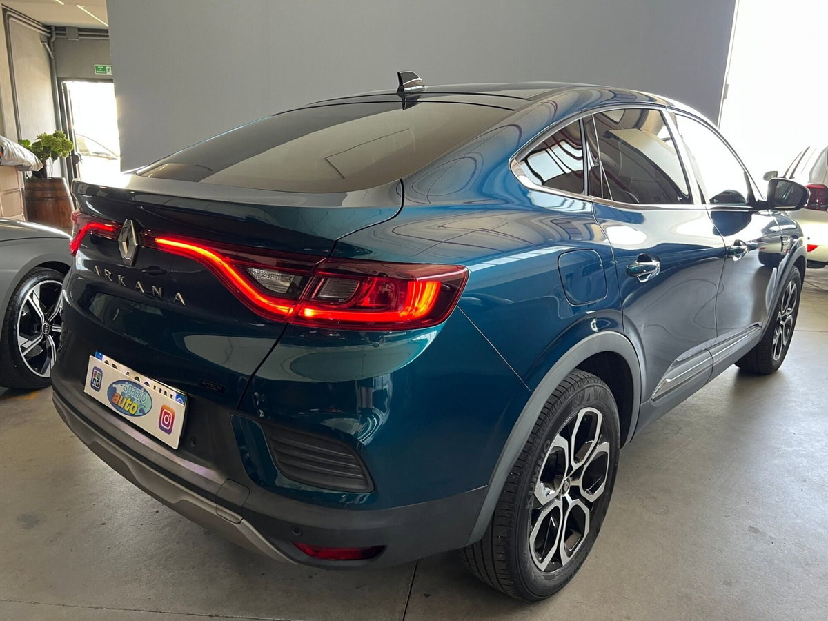 Renault Arkana Hybrid E-Tech 145 CV Techno (2)