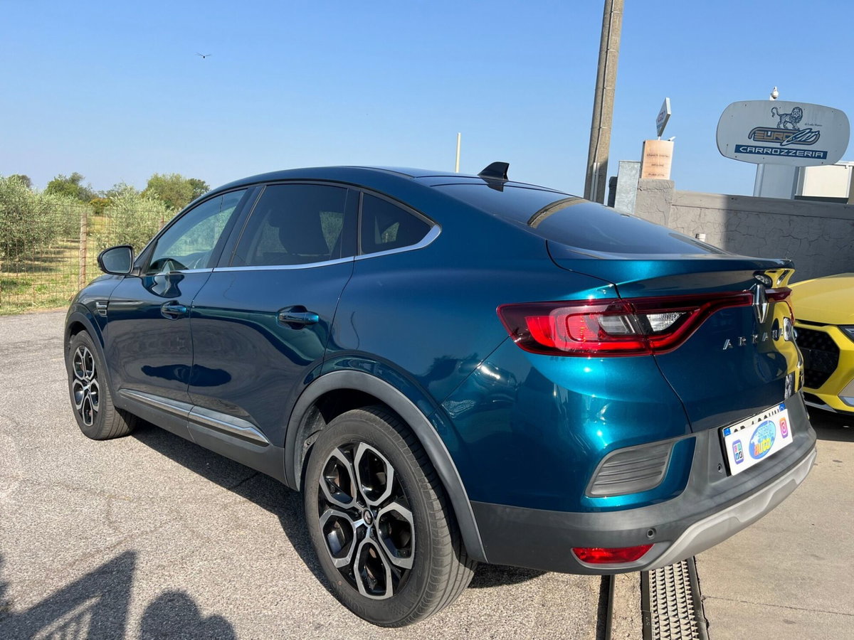 Renault Arkana Hybrid E-Tech 145 CV Techno (6)