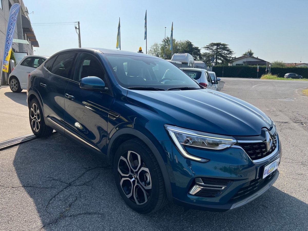 Renault Arkana Hybrid E-Tech 145 CV Techno (8)