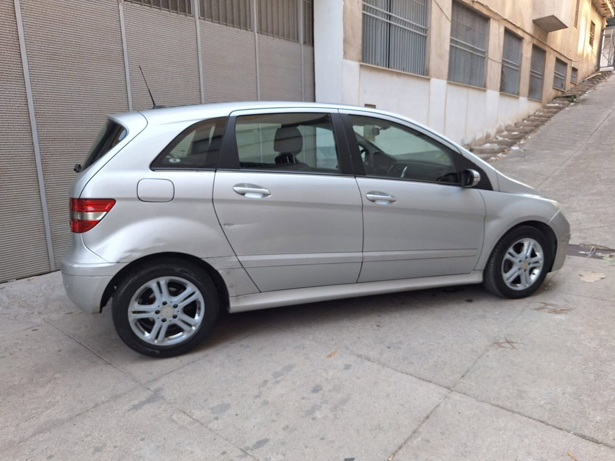Mercedes-Benz Classe B 180 CDI Chrome (5)