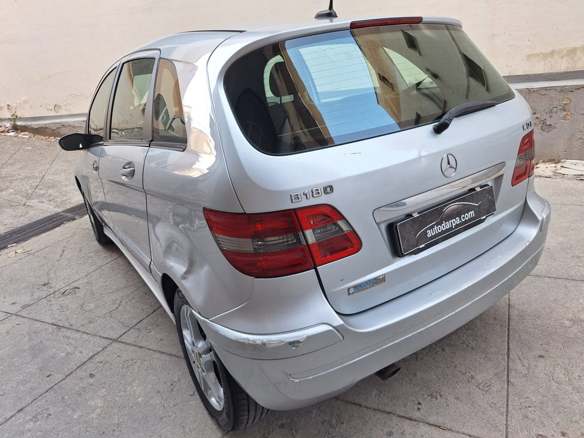 Mercedes-Benz Classe B 180 CDI Chrome (9)