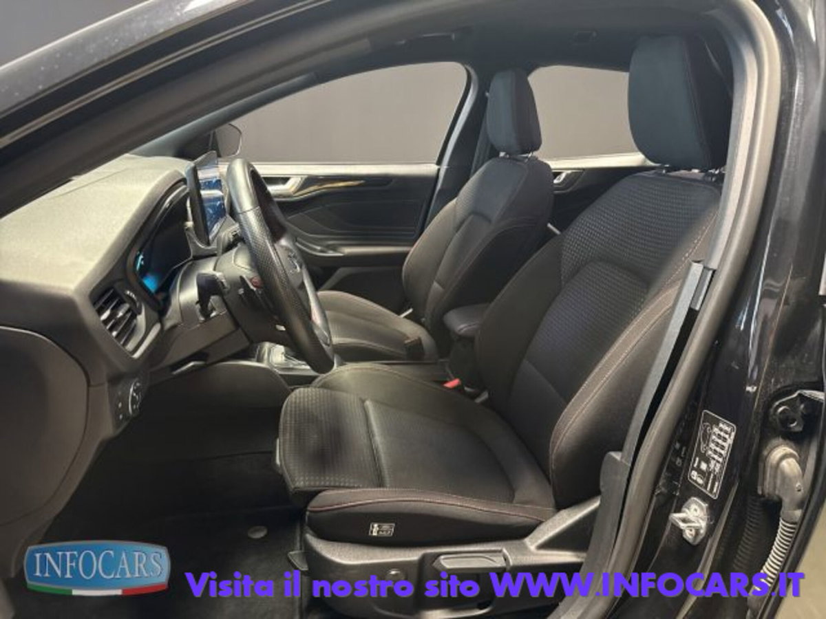 Ford Focus Station Wagon 1.0 EcoBoost Hybrid 155 CV SW ST-Line (5)