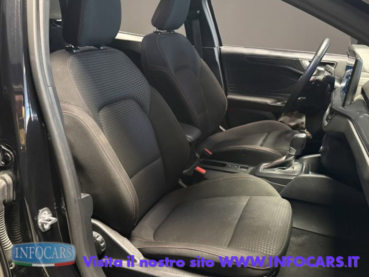 Ford Focus Station Wagon 1.0 EcoBoost Hybrid 155 CV SW ST-Line (6)