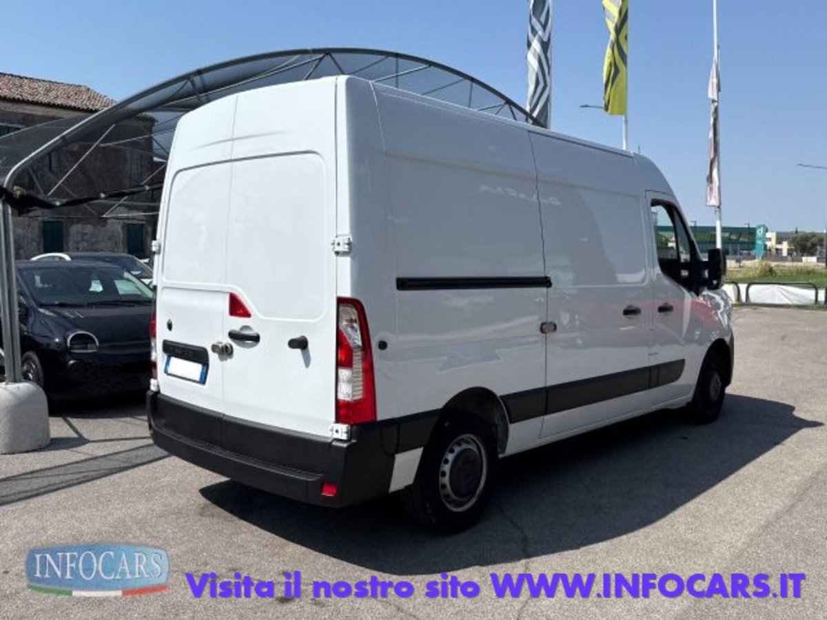 Renault Master E-Tech Electric Furgone E-Tech Electric 35 PM-TM Furgone (4)