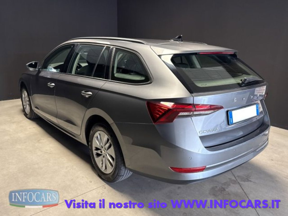 Skoda Octavia Station Wagon 2.0 TDI EVO SCR DSG Wagon Ambition (2)