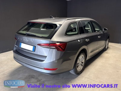 Skoda Octavia Station Wagon 2.0 TDI EVO SCR DSG Wagon Ambition (4)