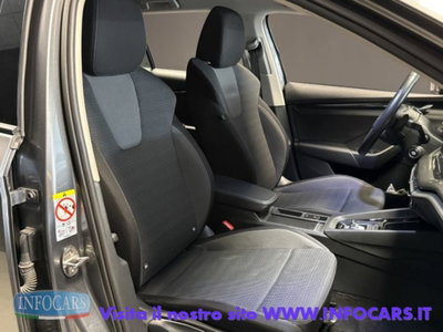 Skoda Octavia Station Wagon 2.0 TDI EVO SCR DSG Wagon Ambition (6)