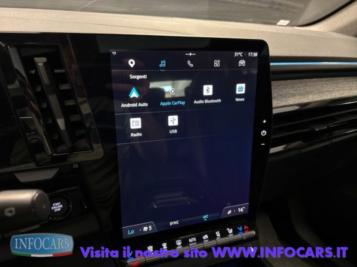 Renault Austral 1.2 full hybrid Techno 200cv auto (16)