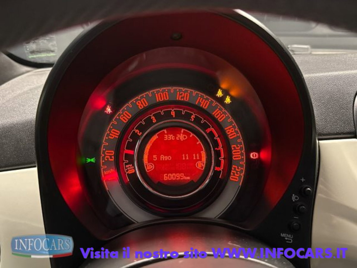 Fiat 500 1.0 Hybrid Red (12)