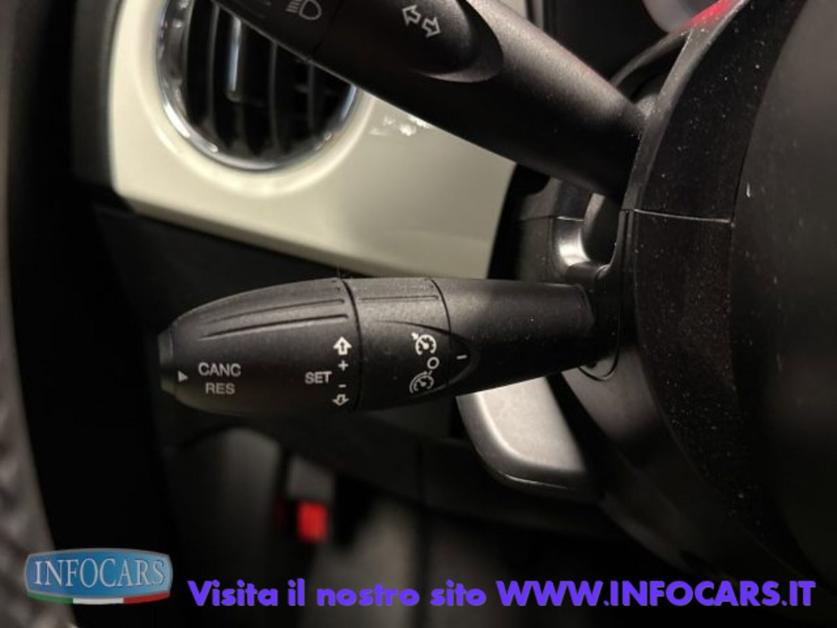 Fiat 500 1.0 Hybrid Red (18)