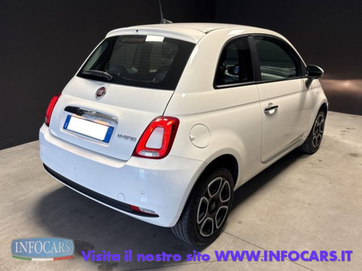 Fiat 500 1.0 Hybrid Red (4)
