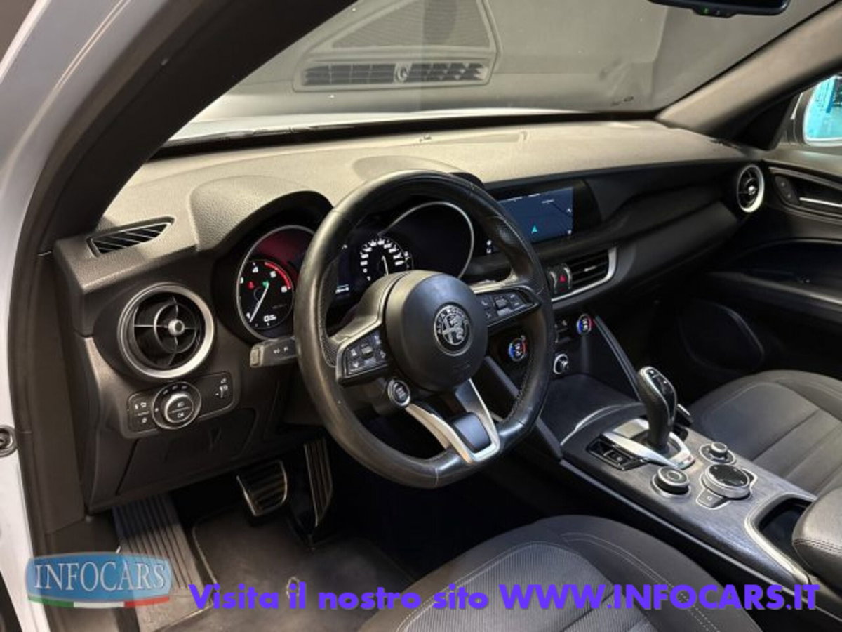 Alfa Romeo Stelvio Stelvio 2.2 Turbodiesel 160 CV AT8 RWD Super Business (9)