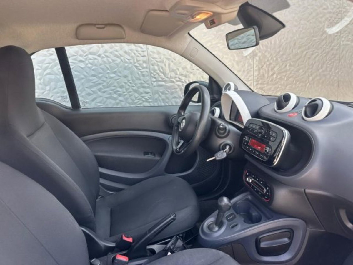 smart Fortwo EQ Bluedawn (22kW) (8)