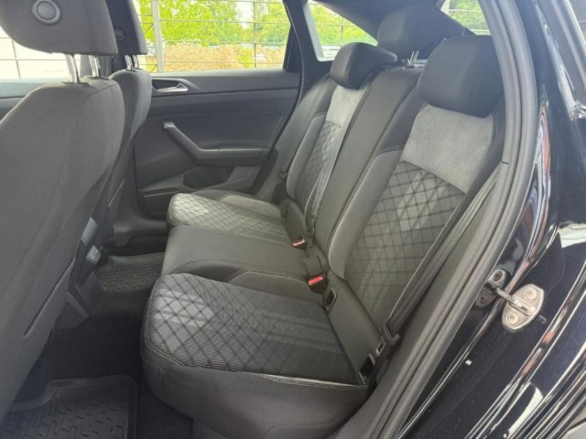 Volkswagen Taigo 1.5 tsi R-Line 150cv dsg (15)