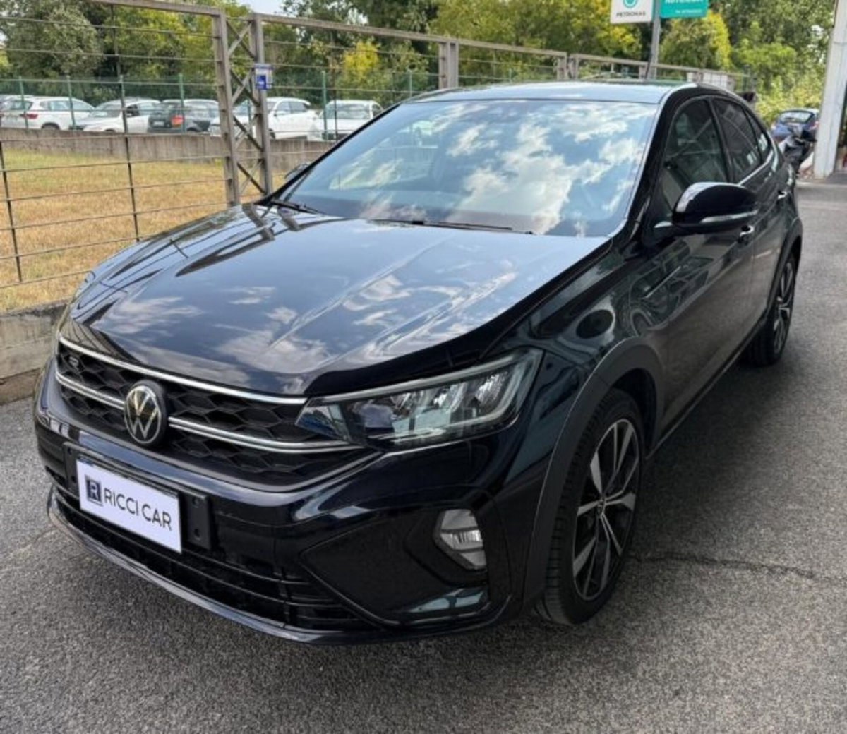 Volkswagen Taigo 1.5 tsi R-Line 150cv dsg (2)
