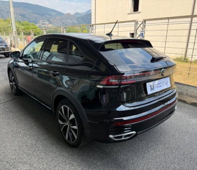 Volkswagen Taigo 1.5 tsi R-Line 150cv dsg (4)