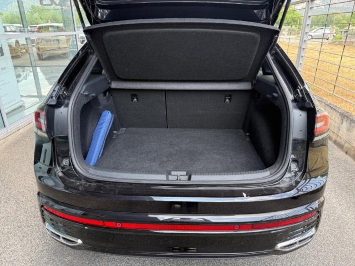 Volkswagen Taigo 1.5 tsi R-Line 150cv dsg (6)