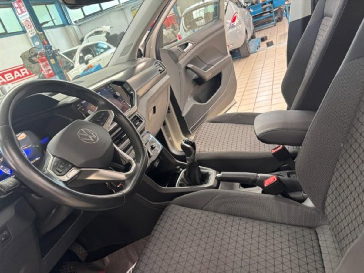 Volkswagen T-Cross 1.0 TSI Style BMT (10)