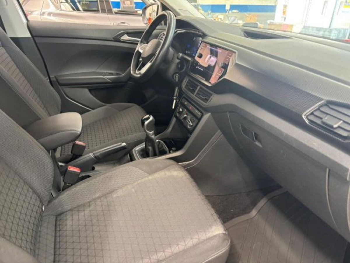 Volkswagen T-Cross 1.0 TSI Style BMT (13)