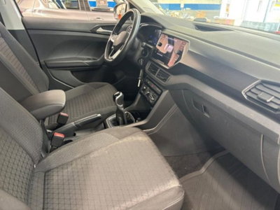 Volkswagen T-Cross 1.0 TSI Style BMT (13)