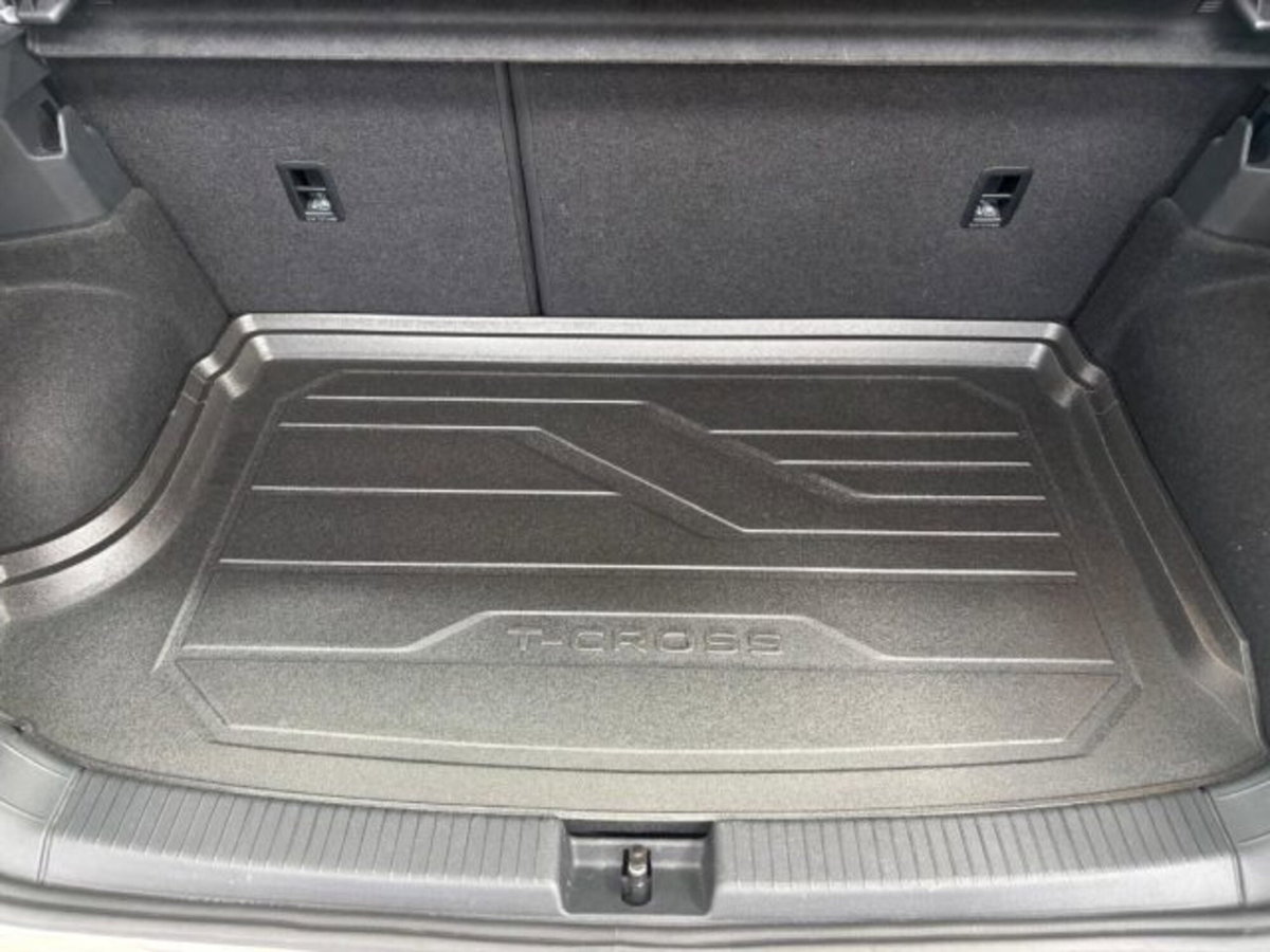Volkswagen T-Cross 1.0 TSI Style BMT (17)