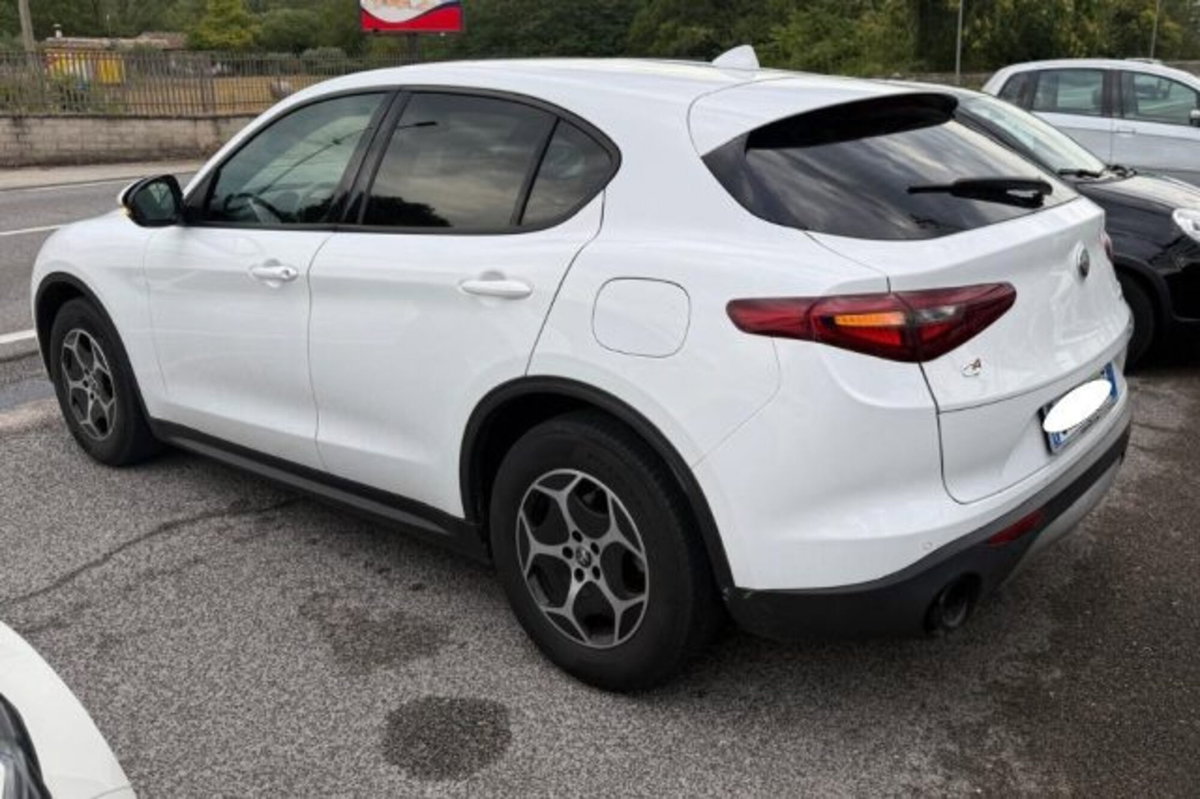 Alfa Romeo Stelvio Stelvio 2.2 Turbodiesel 190 CV AT8 Q4 Super Business (5)