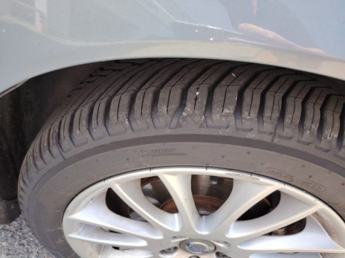 Volvo S40 2.0 Summum (11)