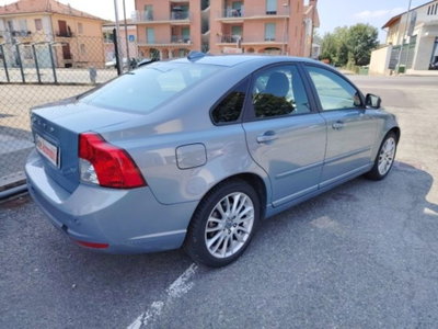 Volvo S40 2.0 Summum (2)