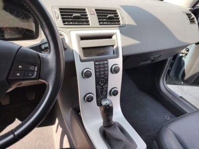 Volvo S40 2.0 Summum (5)