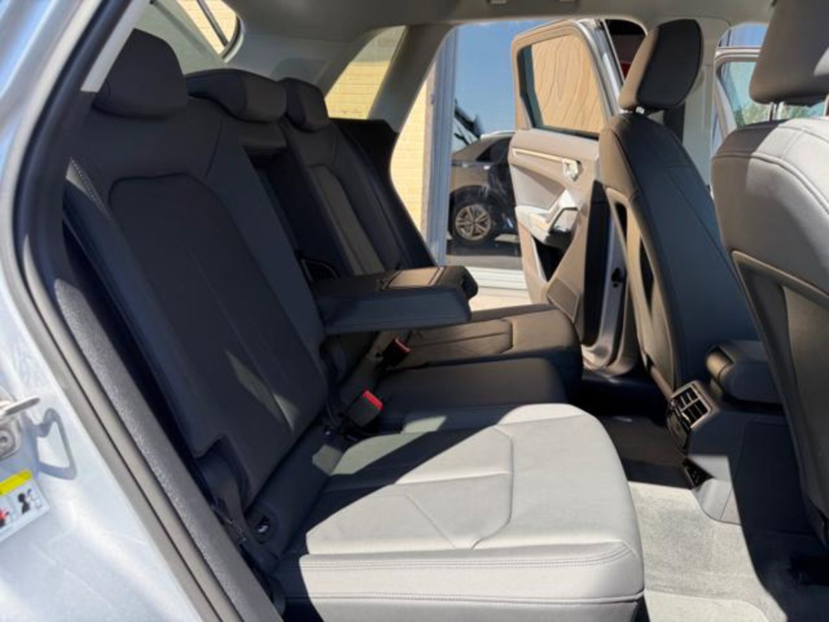 Audi Q3 35 TDI quattro S tronic Business Advanced (8)