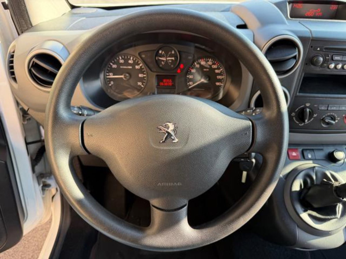 Peugeot Partner BlueHDi 75 Access (13)