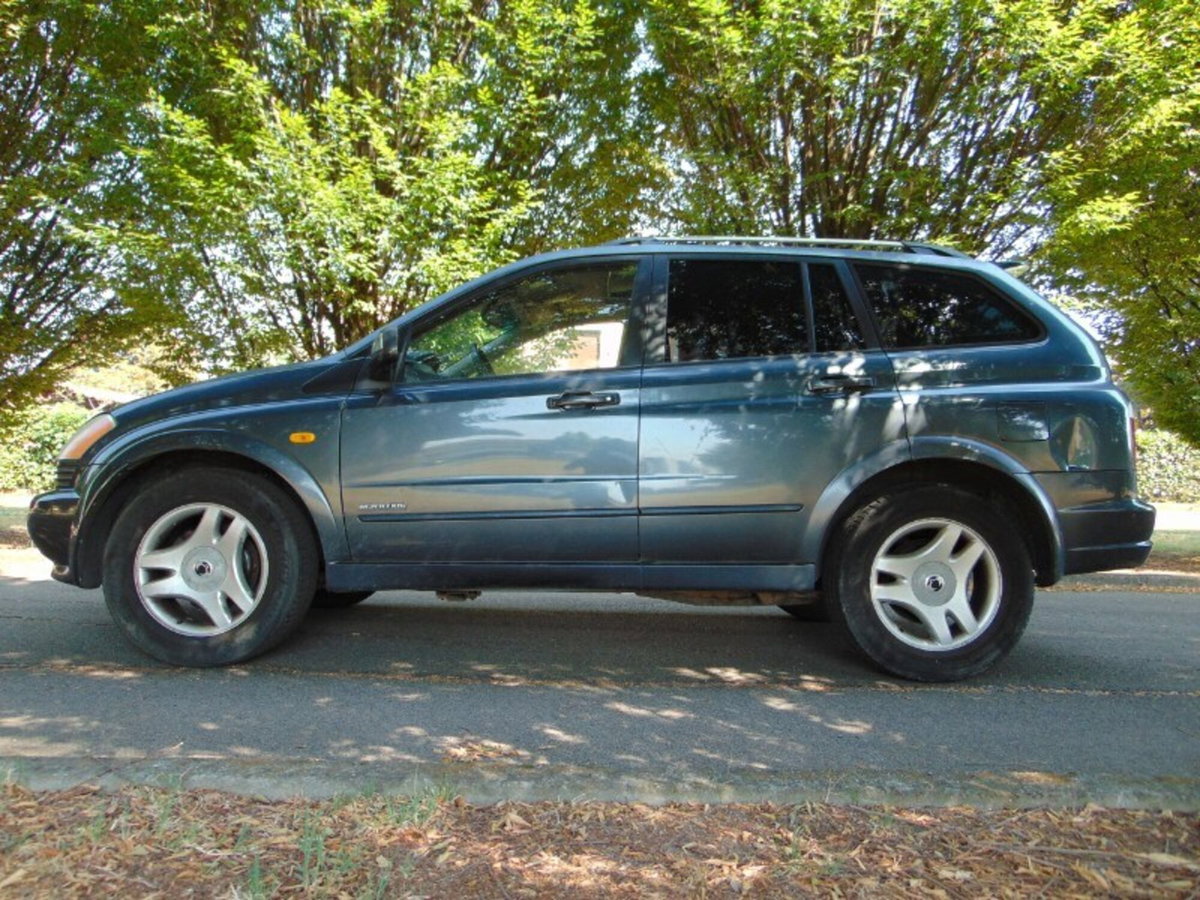 Ssangyong Kyron 2.0 XDi Premium (5)