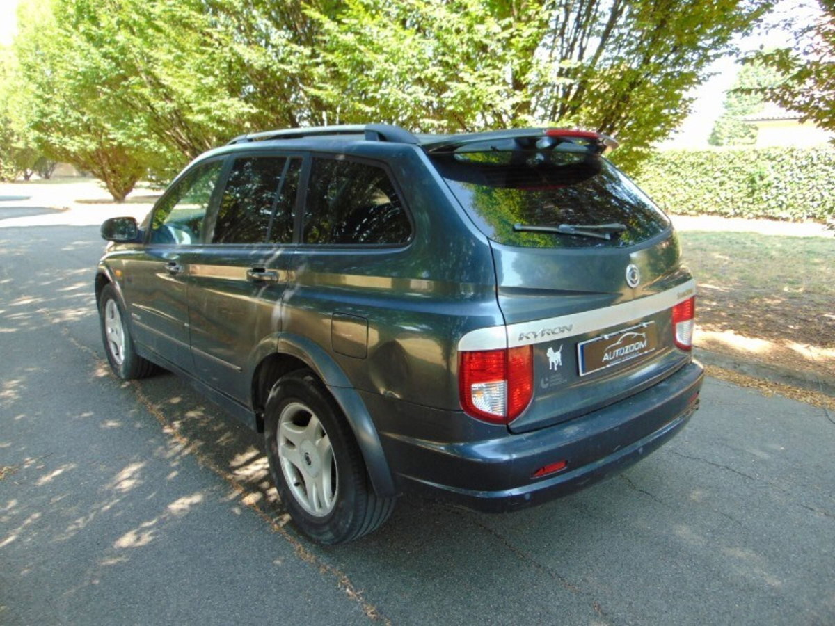 Ssangyong Kyron 2.0 XDi Premium (6)