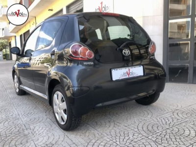 Toyota Aygo 1.0 12V VVT-i 5 porte (6)
