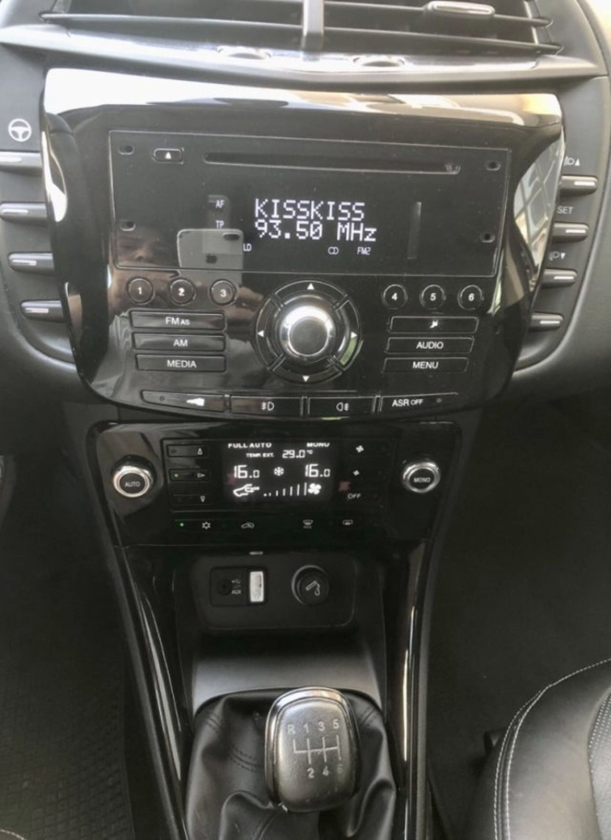 Lancia Delta 1.6 MJT DPF Business (15)